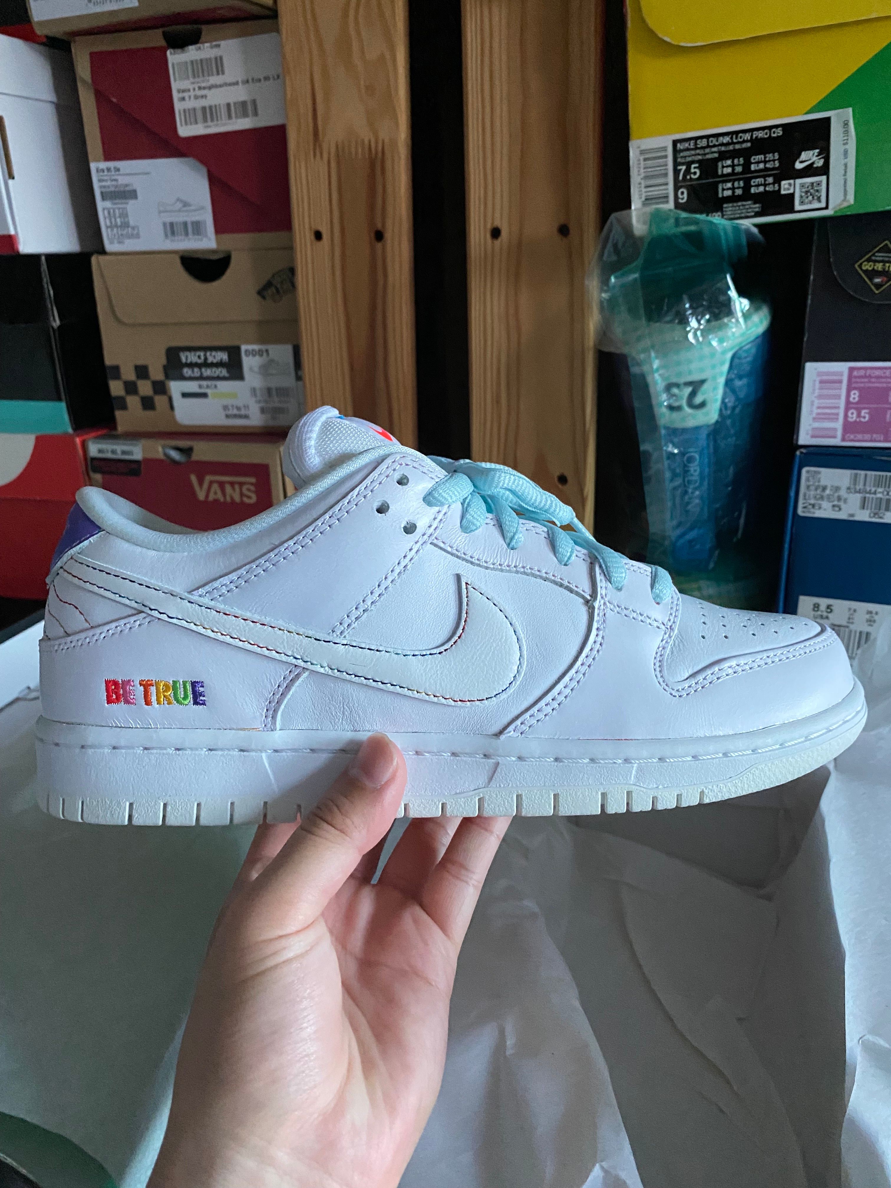 Nike SB Dunk Low "Be True"