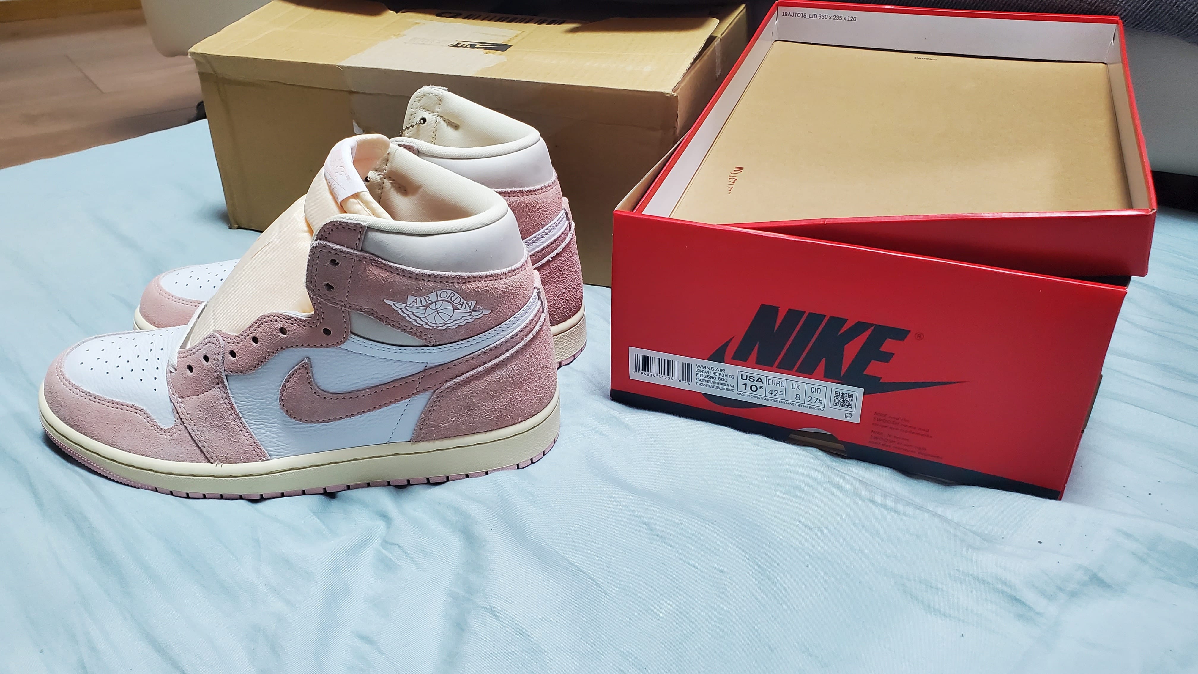 Nike Women's Air Jordan 1 Retro High OG "Washed Pink"