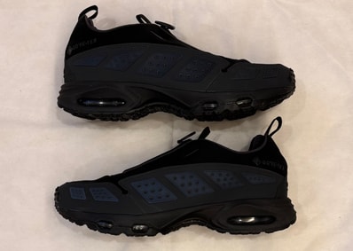 Nike Women's Air Max SNDR GORE-TEX "Black and Dark Smoke Grey"