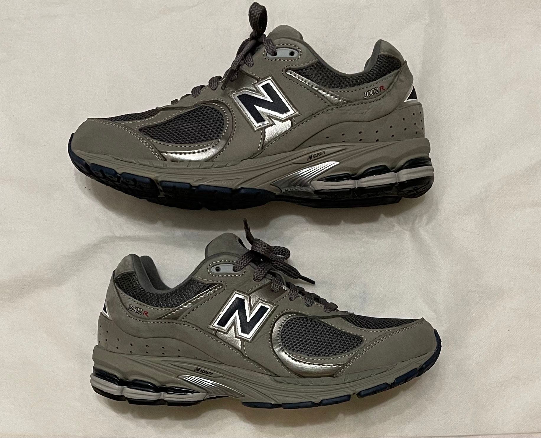 New Balance 2002R "Gray"