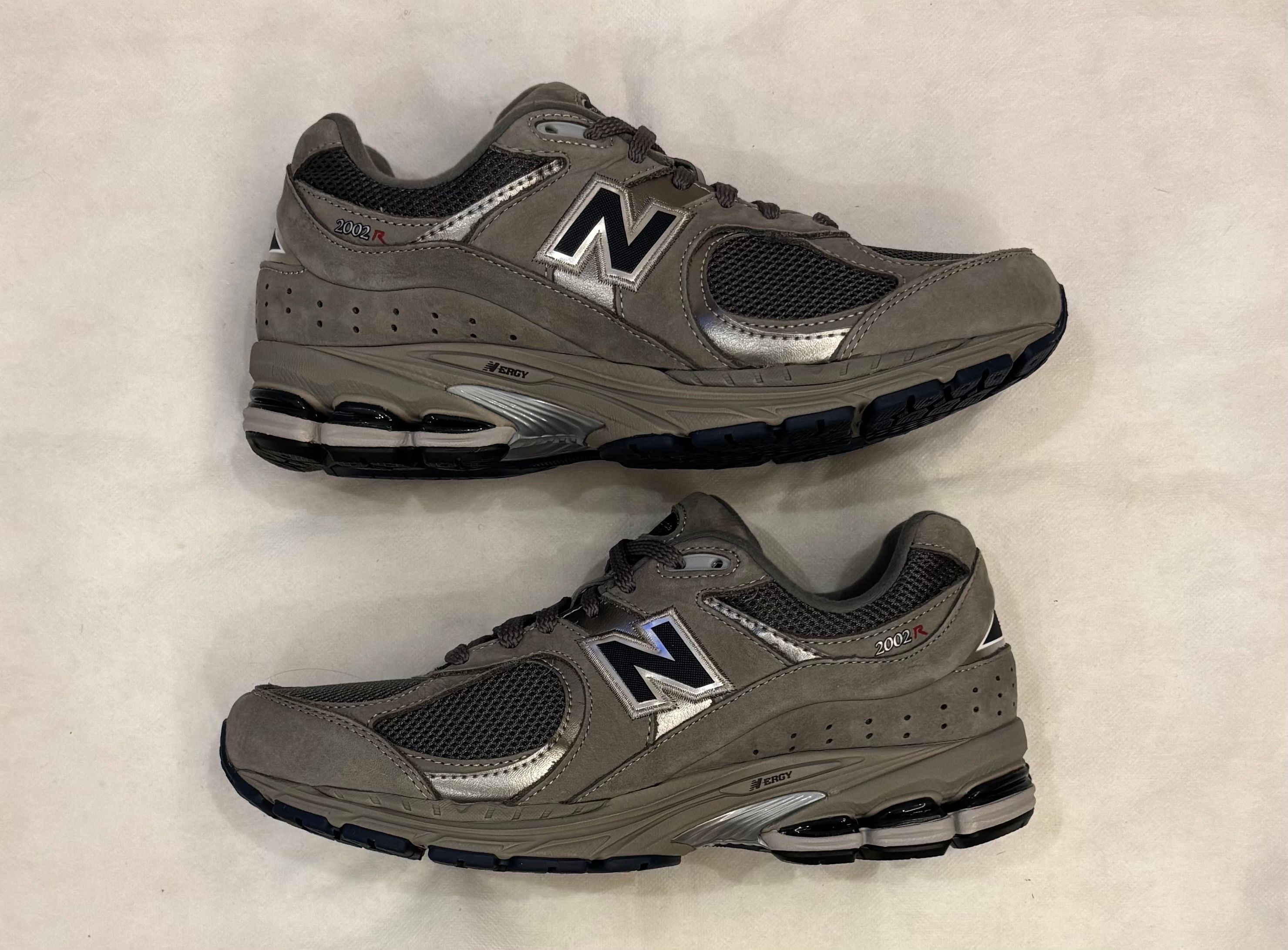 New Balance 2002R "Gray"