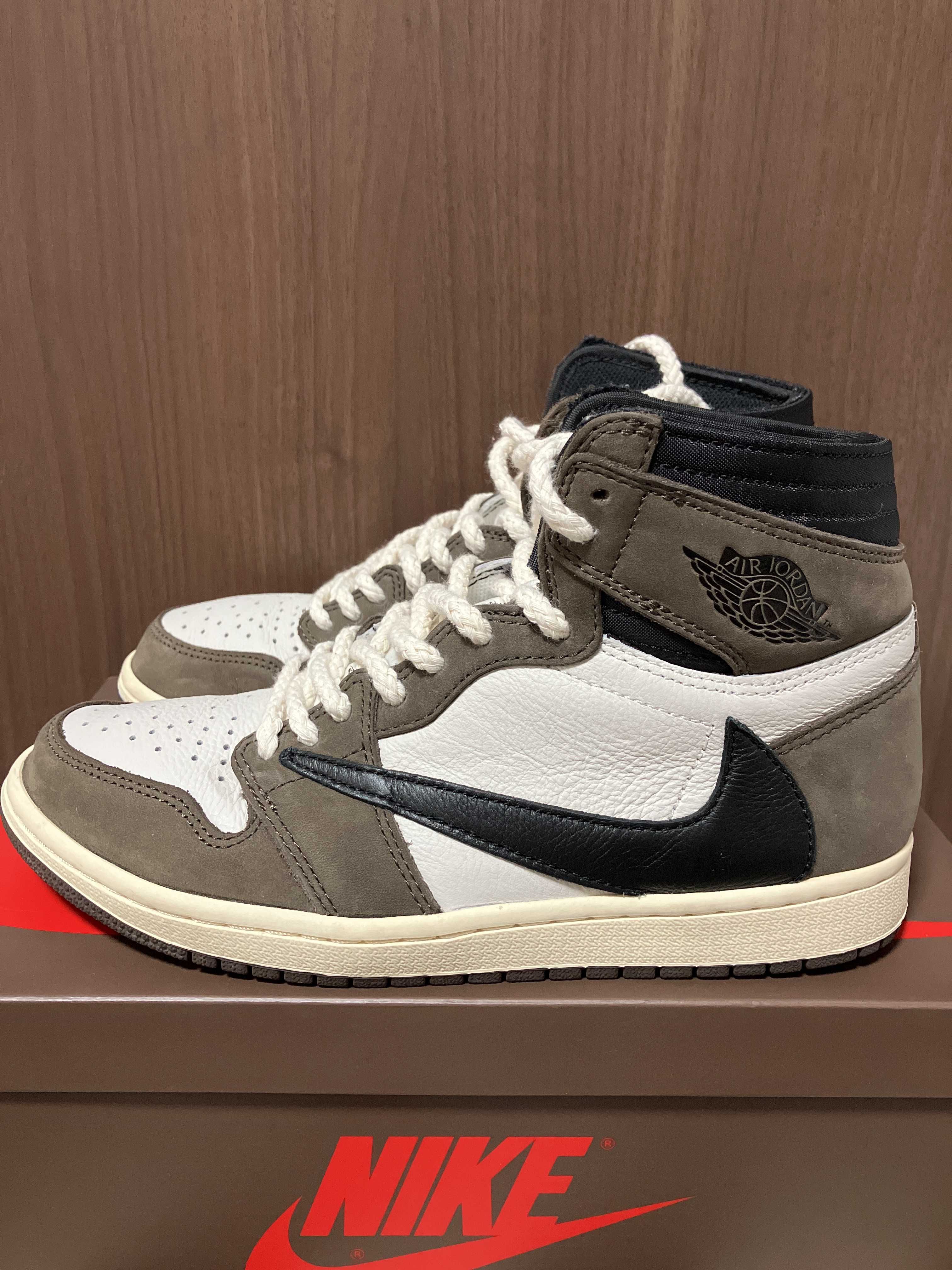 Travis Scott × Nike Air Jordan 1 Retro High OG TS SP "Sail/Dark Mocha"