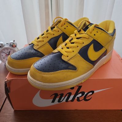 Nike Dunk Low Vintage "Varsity Maize/Midnight Navy"