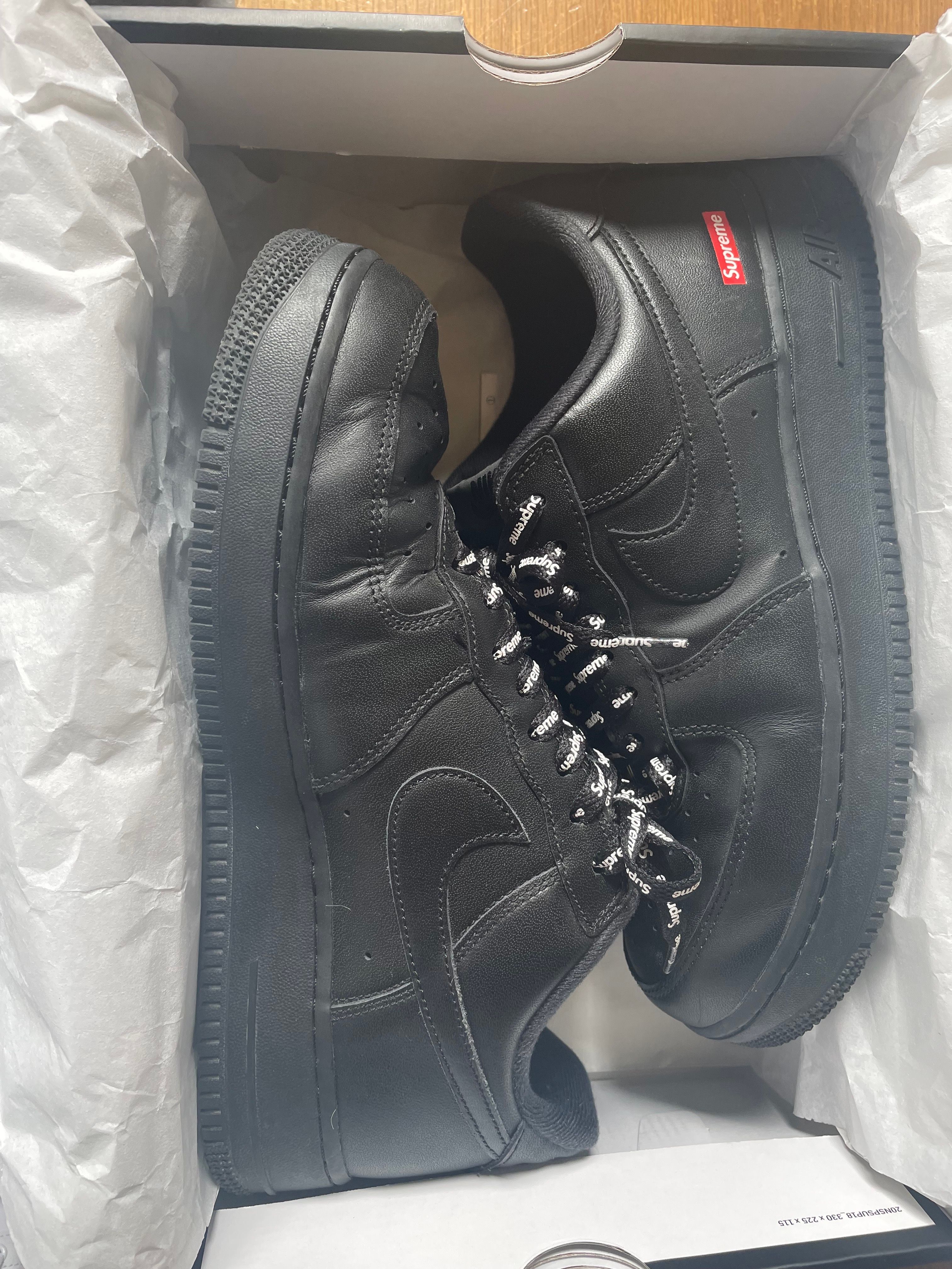 Supreme × Nike Air Force 1 Low "Black"