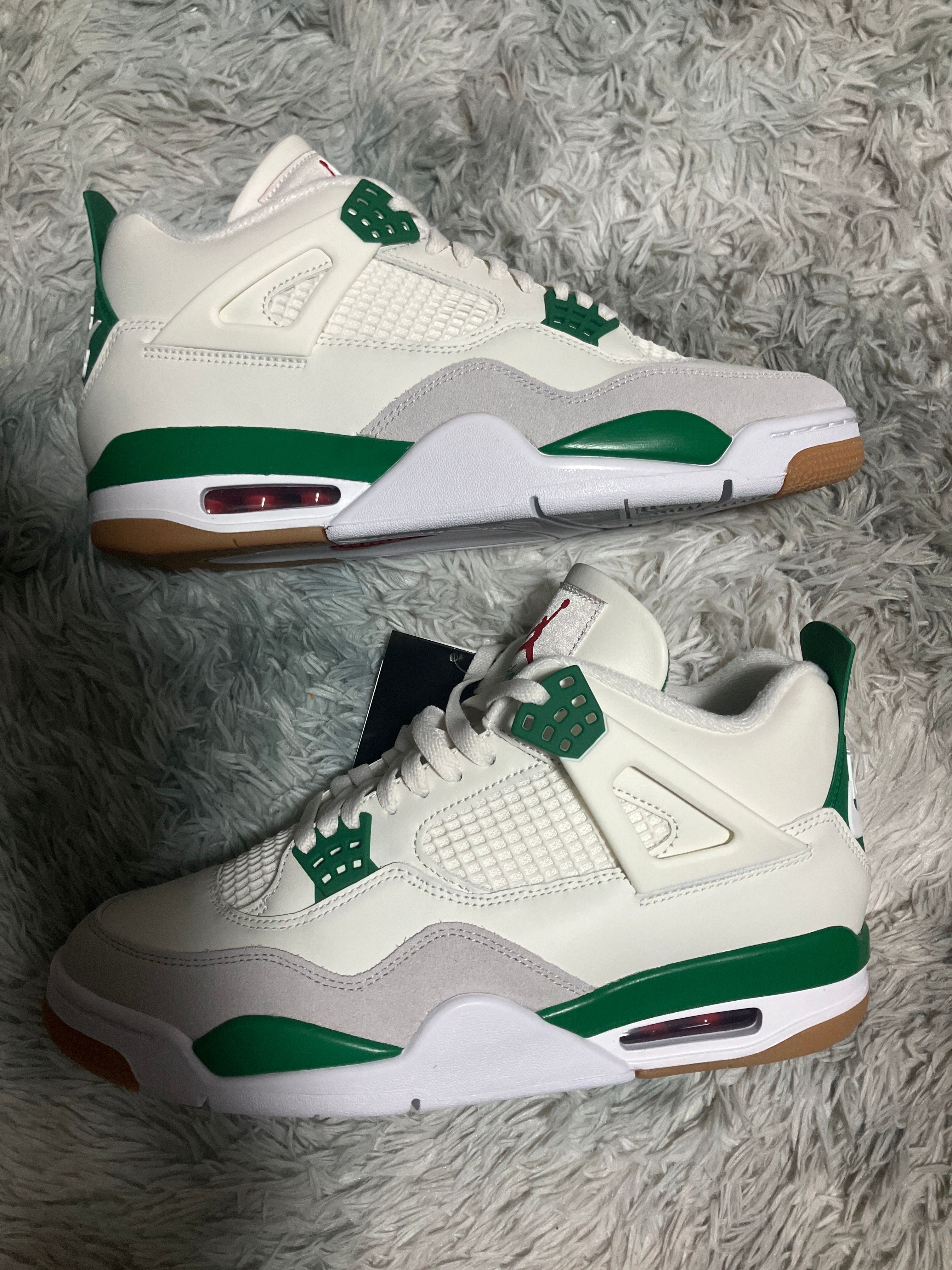 Nike SB × Air Jordan 4 Retro SP "Pine Green"