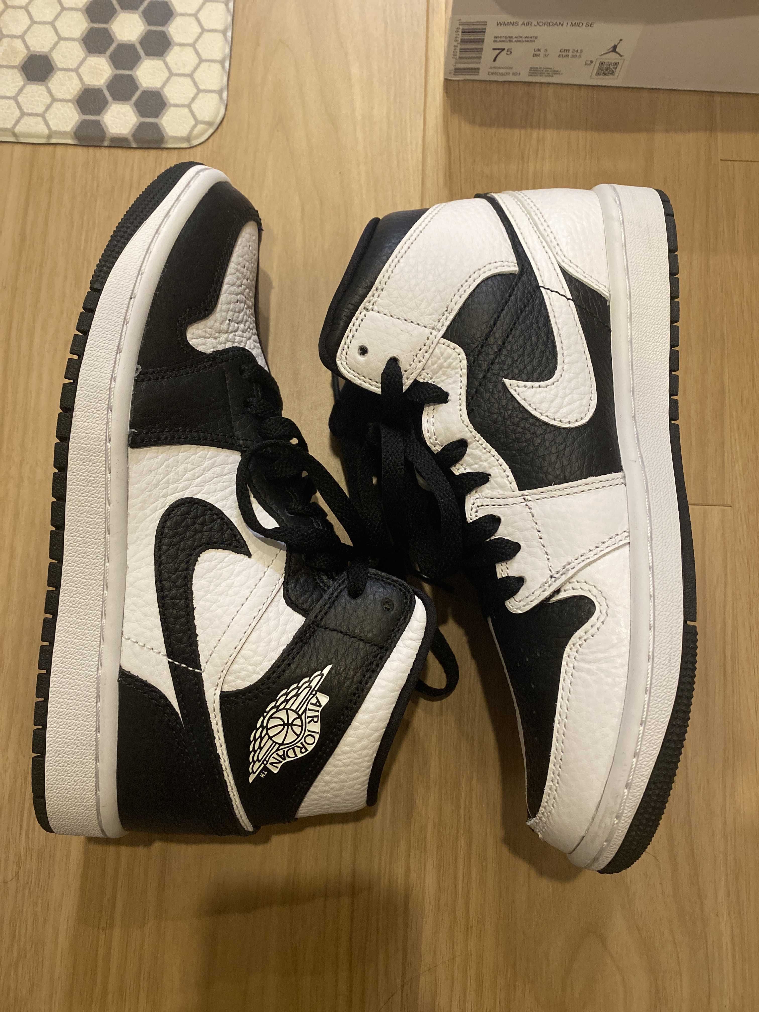 Nike Women's Air Jordan 1 Mid "Homage"