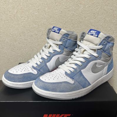 Nike Air Jordan 1 High OG "Hyper Royal"