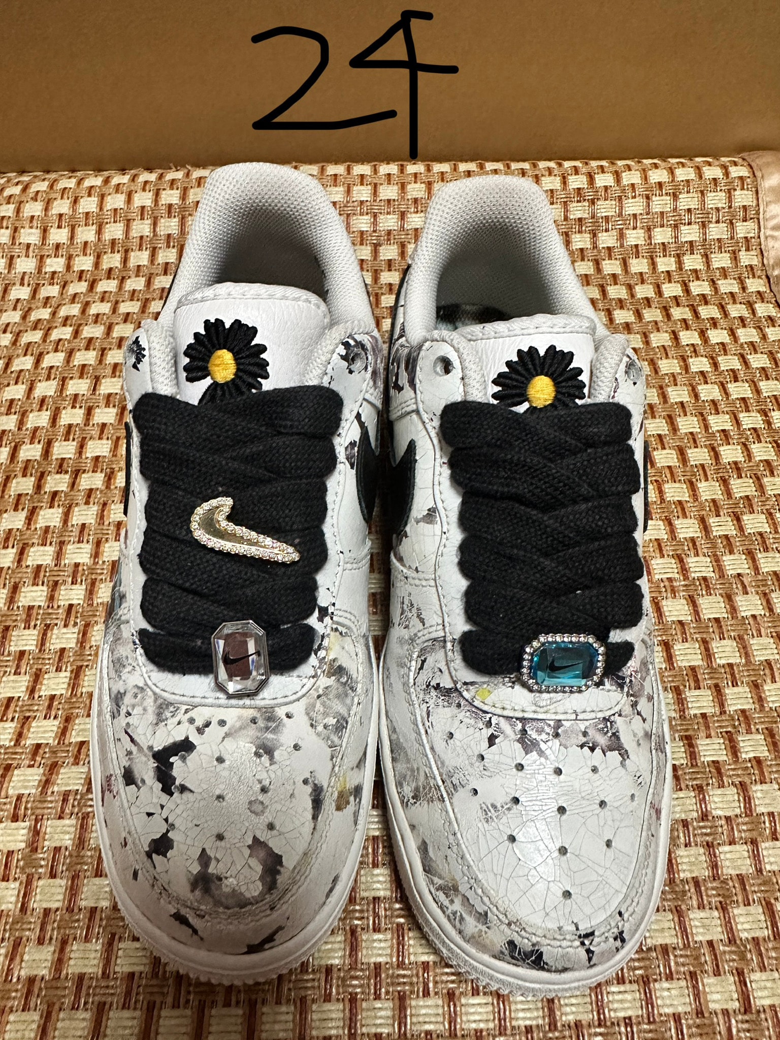 PEACEMINUSONE × Nike Air Force 1 Low 