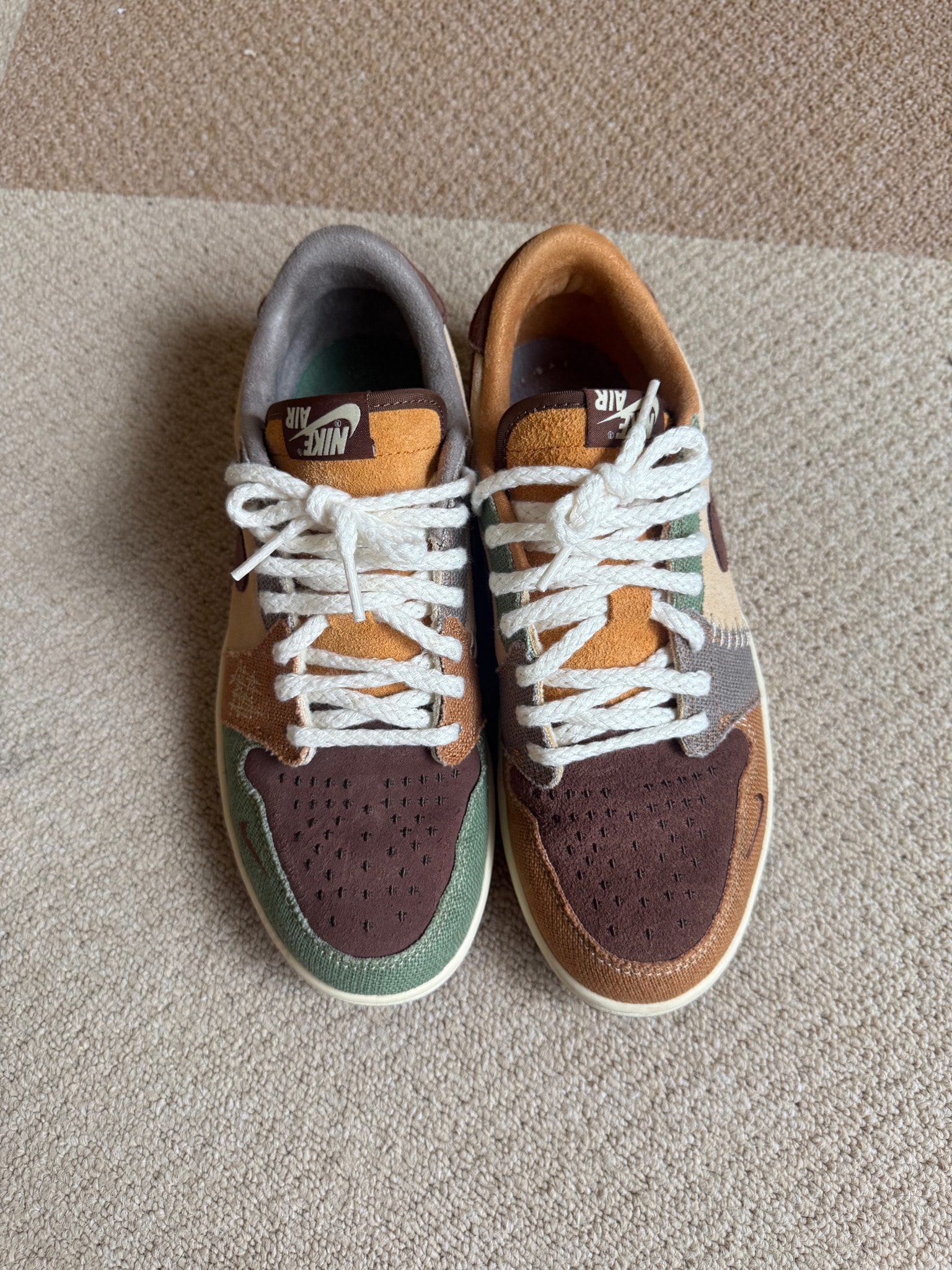 Zion Williamson × Nike Air Jordan 1 Low OG "Flax and Oil Green"