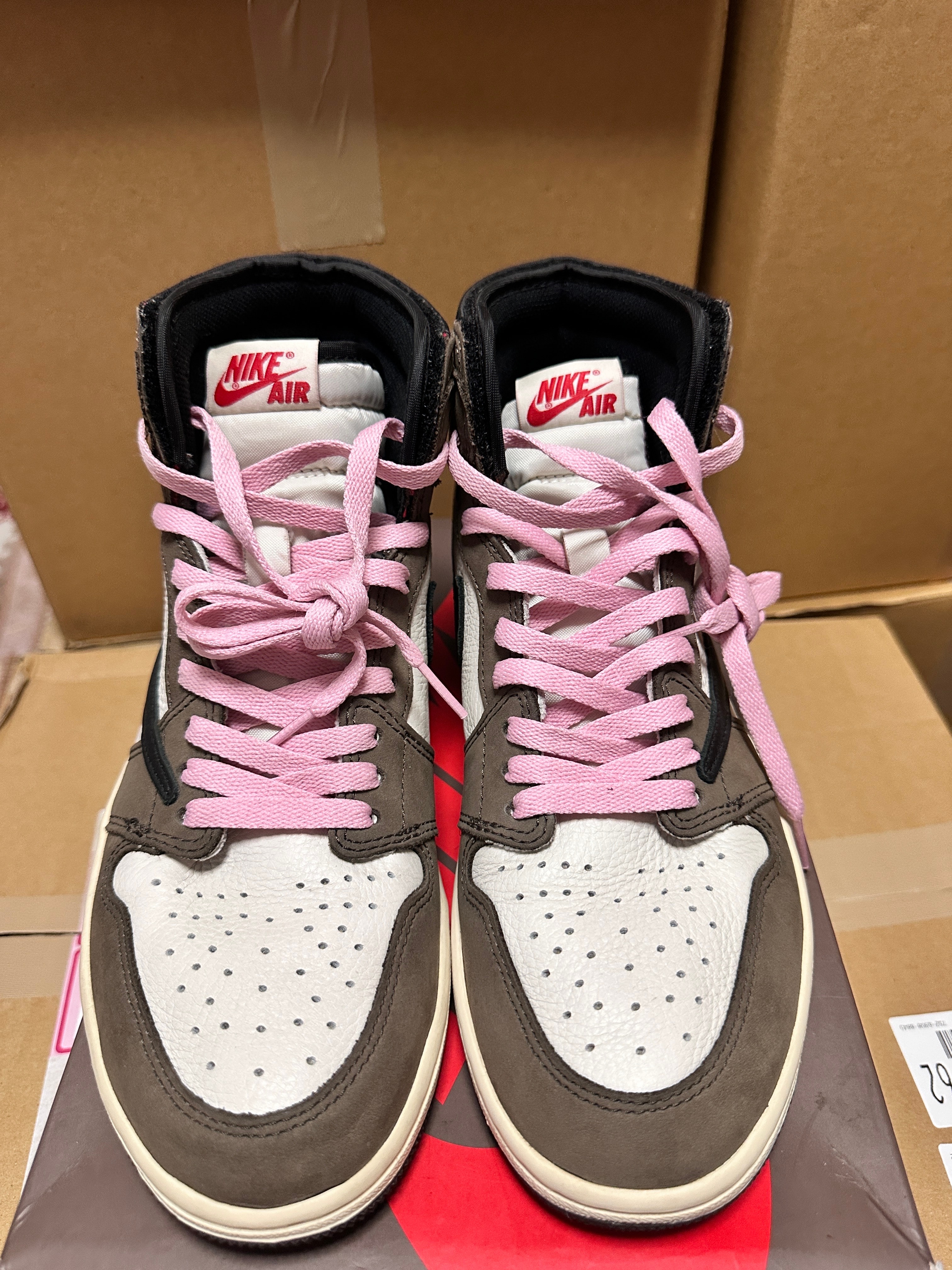Travis Scott × Nike Air Jordan 1 Retro High OG TS SP "Sail/Dark Mocha"