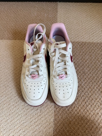 Nike Women's Air Force 1 Low "Valentine's Day" (2023)