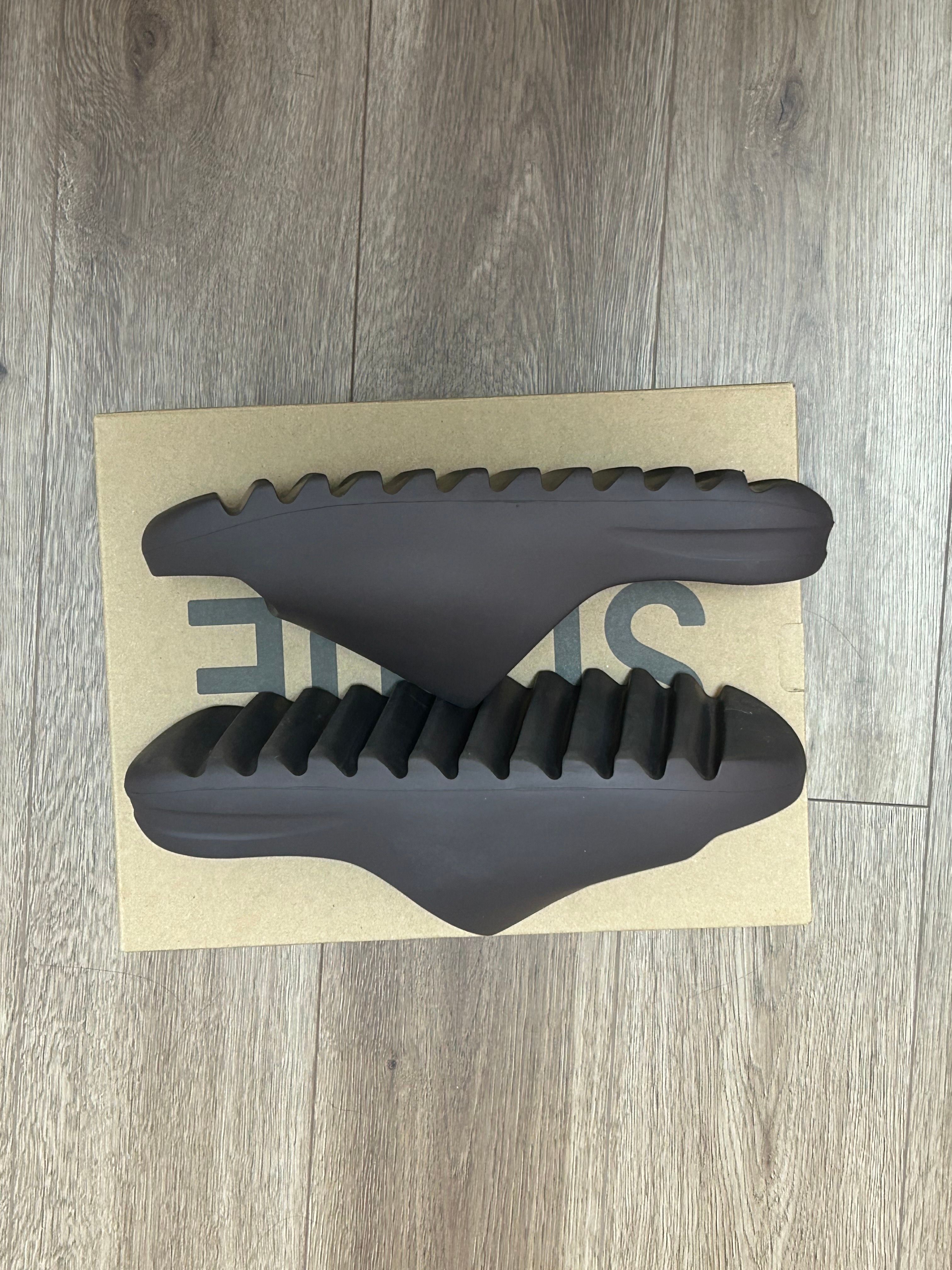 adidas YEEZY Slide "Soot"