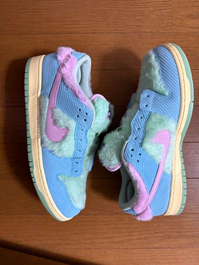 VERDY × Nike SB Dunk Low Pro QS "Visty/Blue Gaze and Enamel Green"