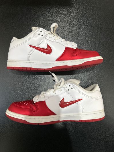 Supreme × Nike Dunk Low "Varsity Red/White"