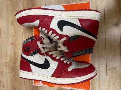 Nike Air Jordan 1 High OG "Lost & Found/Chicago"