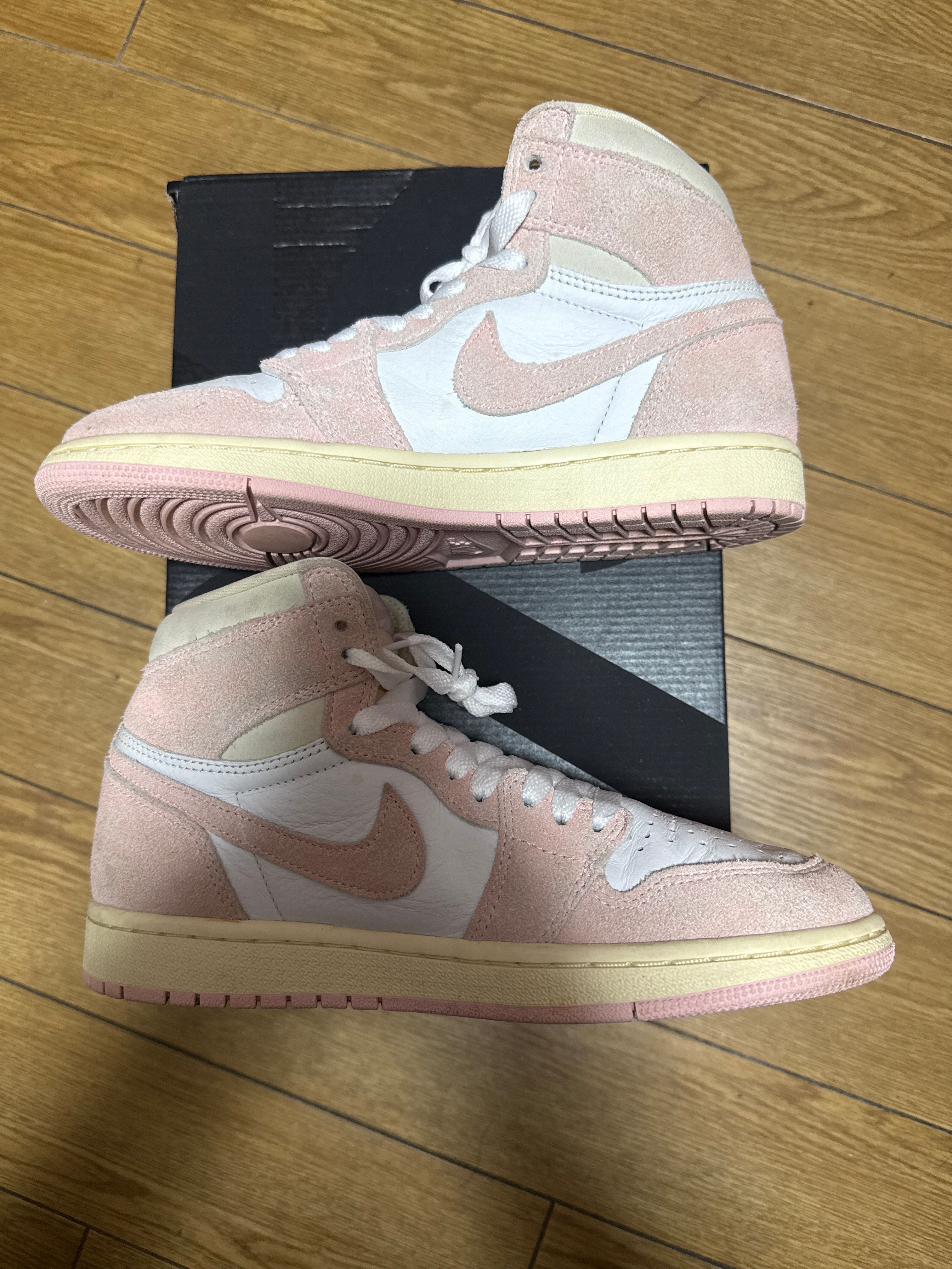 Nike Women's Air Jordan 1 Retro High OG "Washed Pink"