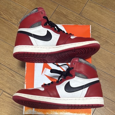 Nike Air Jordan 1 High OG "Lost & Found/Chicago"