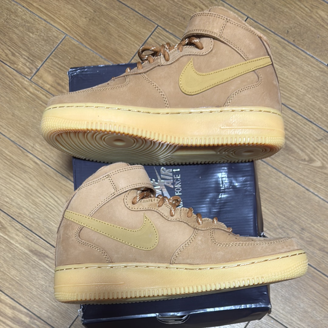 Nike Air Force 1 Mid "Flax"