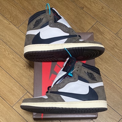 Travis Scott × Nike Air Jordan 1 Retro High OG TS SP "Sail/Dark Mocha"