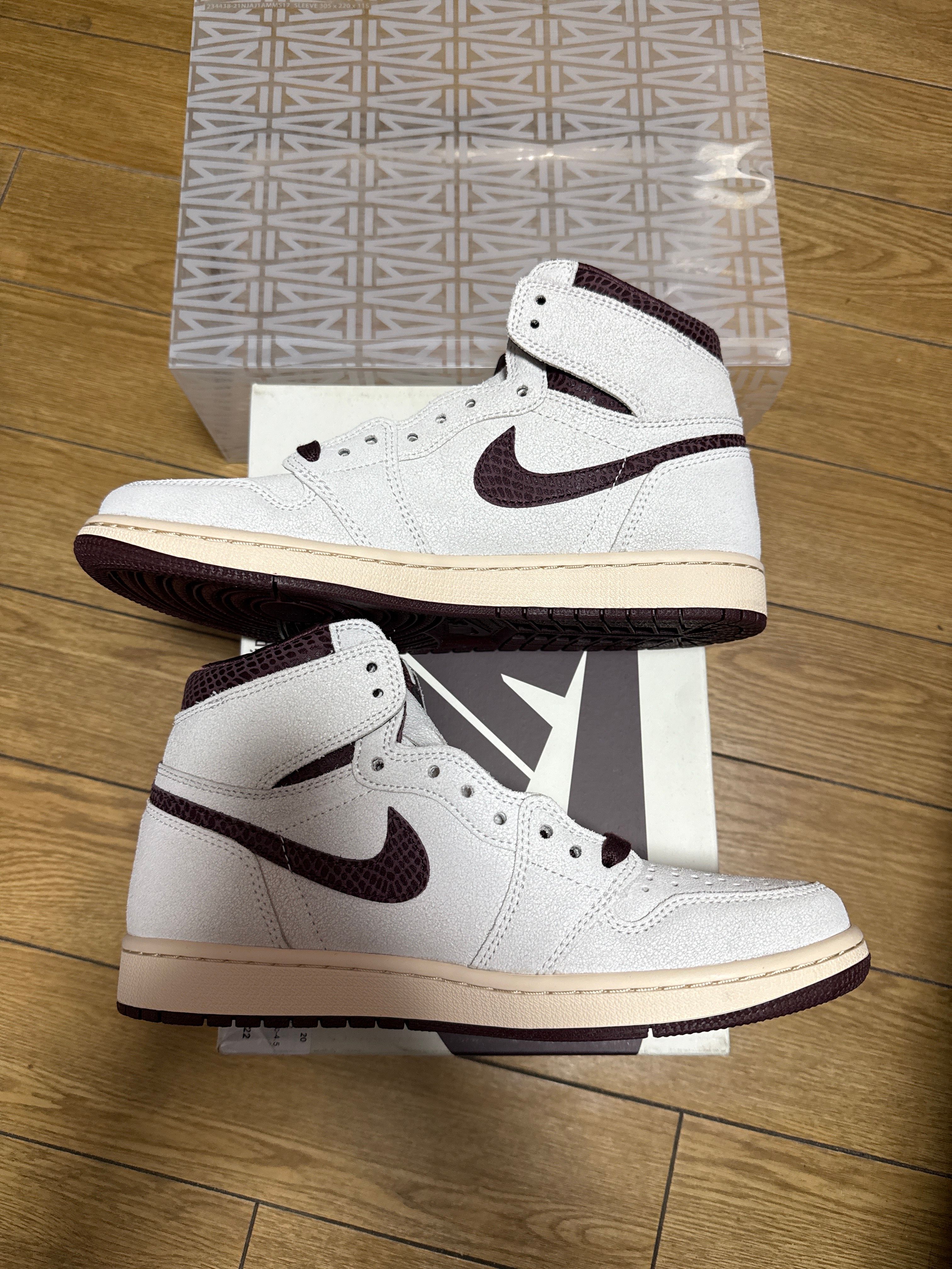A Ma Maniere × Nike Air Jordan 1 Retro High OG "Sail and Burgundy"