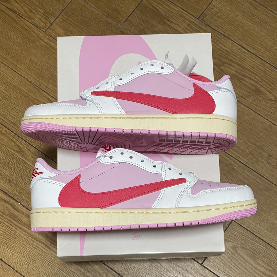 Travis Scott × Nike Air Jordan 1 Retro Low OG "Sail/Tropical Pink"