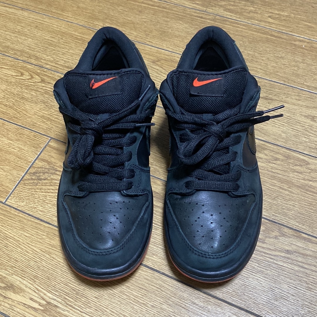 Nike SB Dunk Low TRD QS "Black Pigeon"