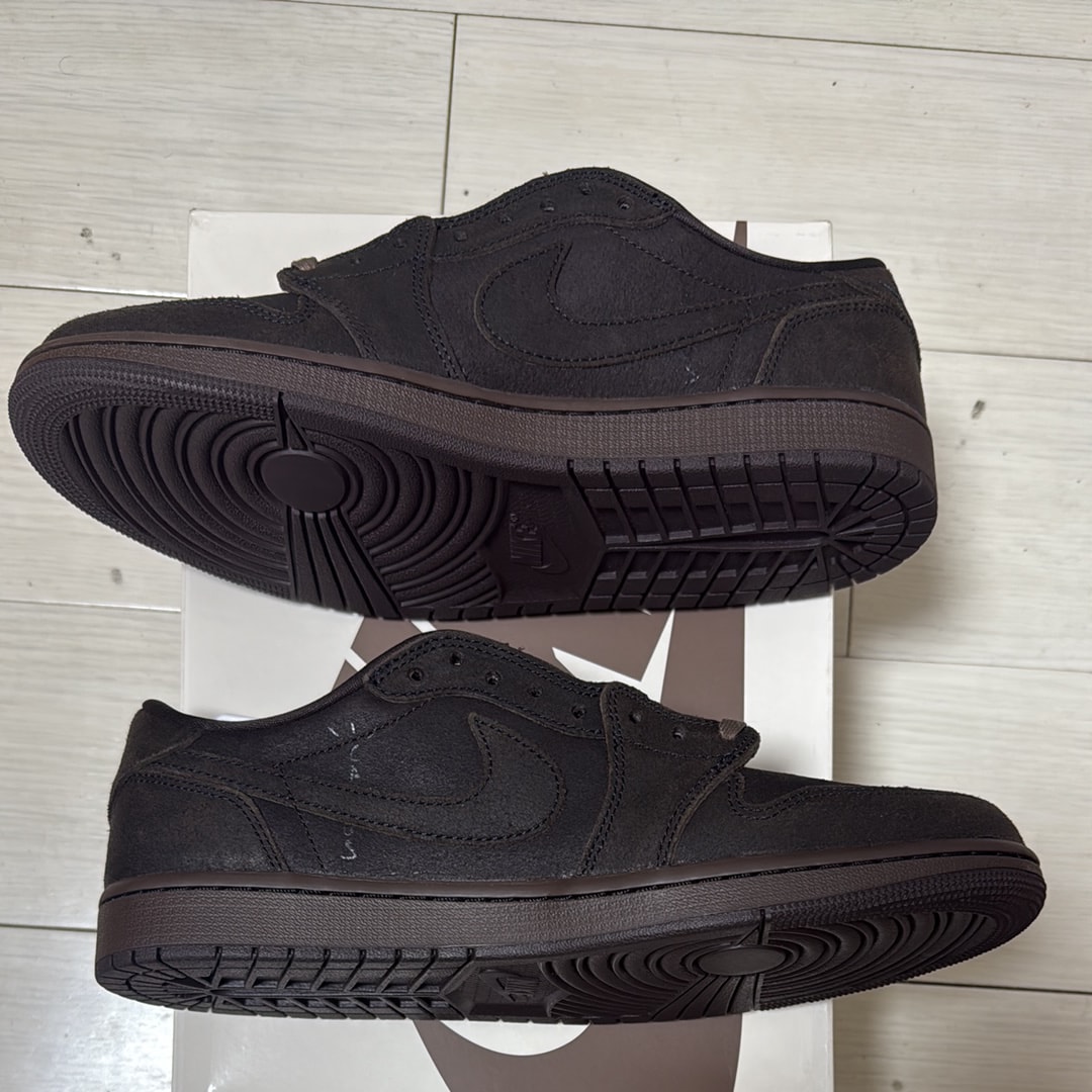 Travis Scott × Nike Air Jordan 1 Low OG SP "Velvet Brown and Dark Mocha"