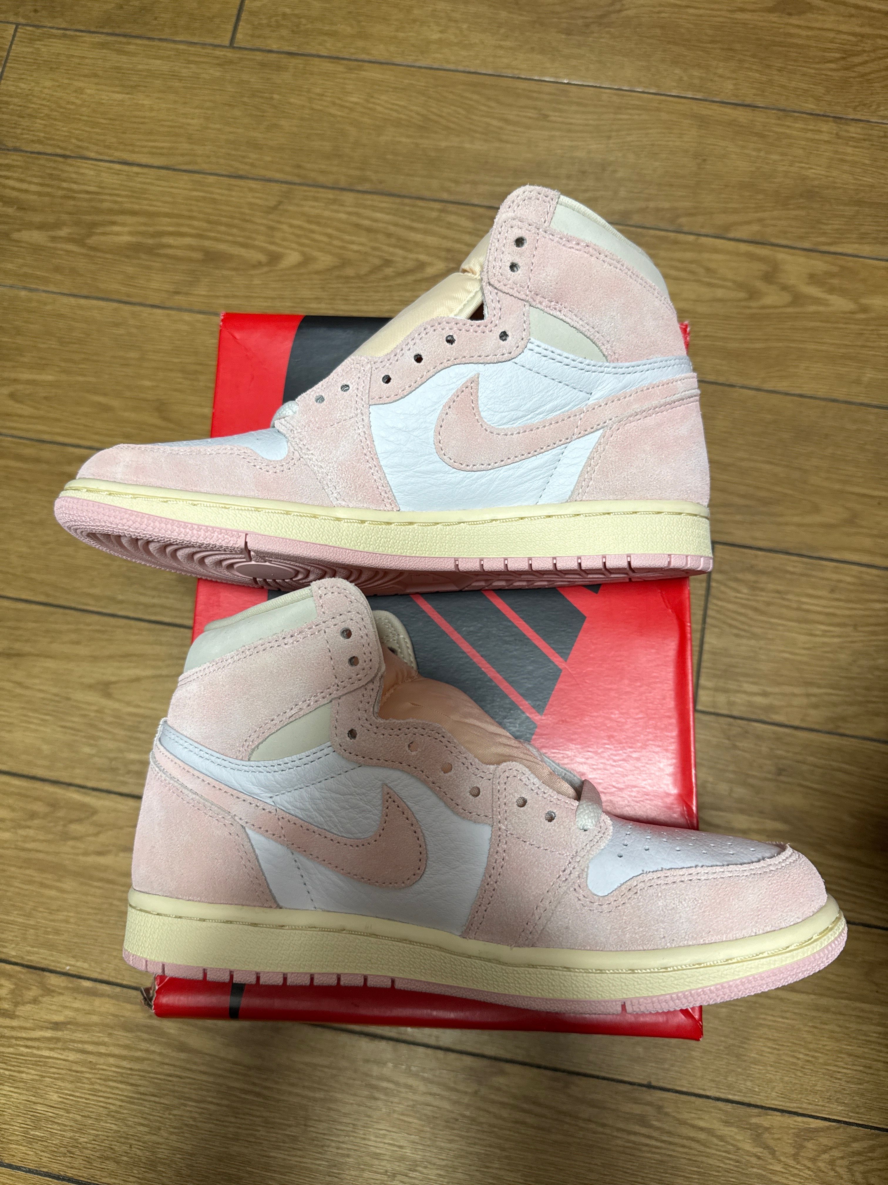 Nike Women's Air Jordan 1 Retro High OG "Washed Pink"