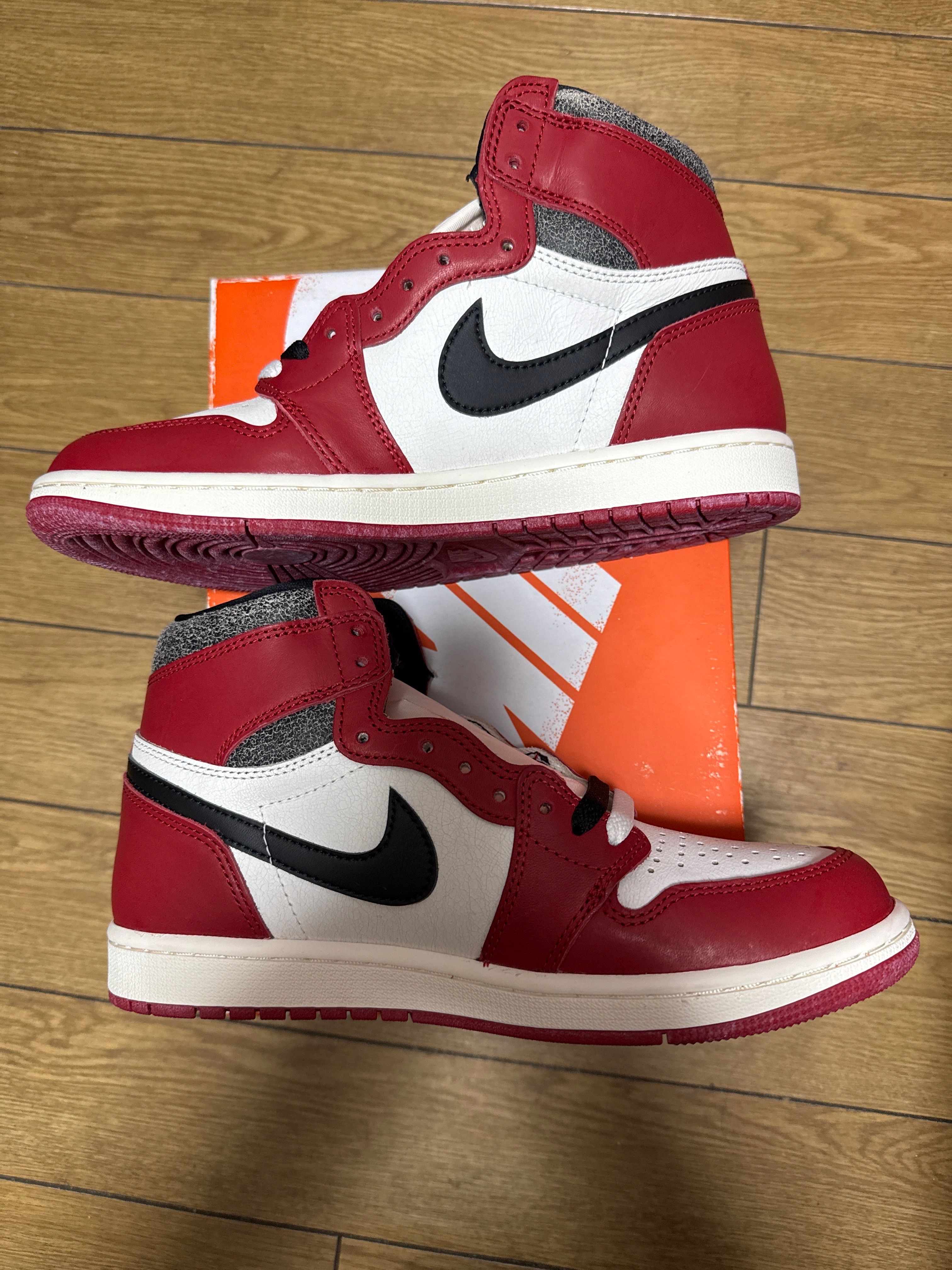 Nike Air Jordan 1 High OG "Lost & Found/Chicago"