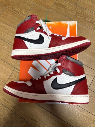 Nike Air Jordan 1 High OG "Lost & Found/Chicago"