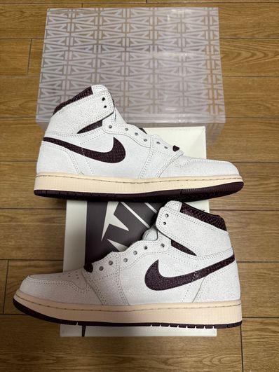 A Ma Maniere × Nike Air Jordan 1 Retro High OG "Sail and Burgundy"