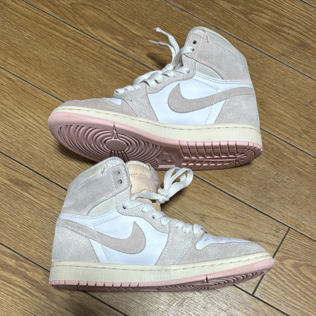 Nike Women's Air Jordan 1 Retro High OG "Washed Pink"