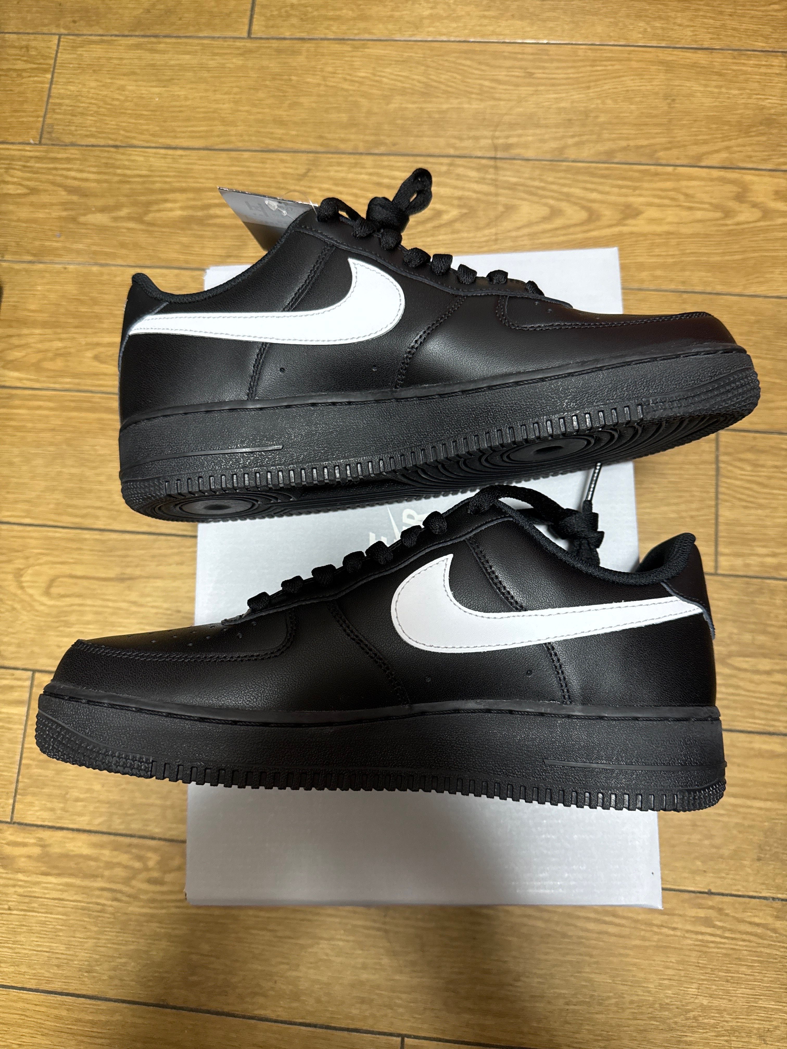 Nike Air Force 1 '07 "Black/White"