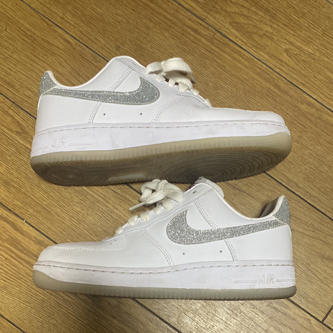 Nike Women's Air Force 1 '07 LX 