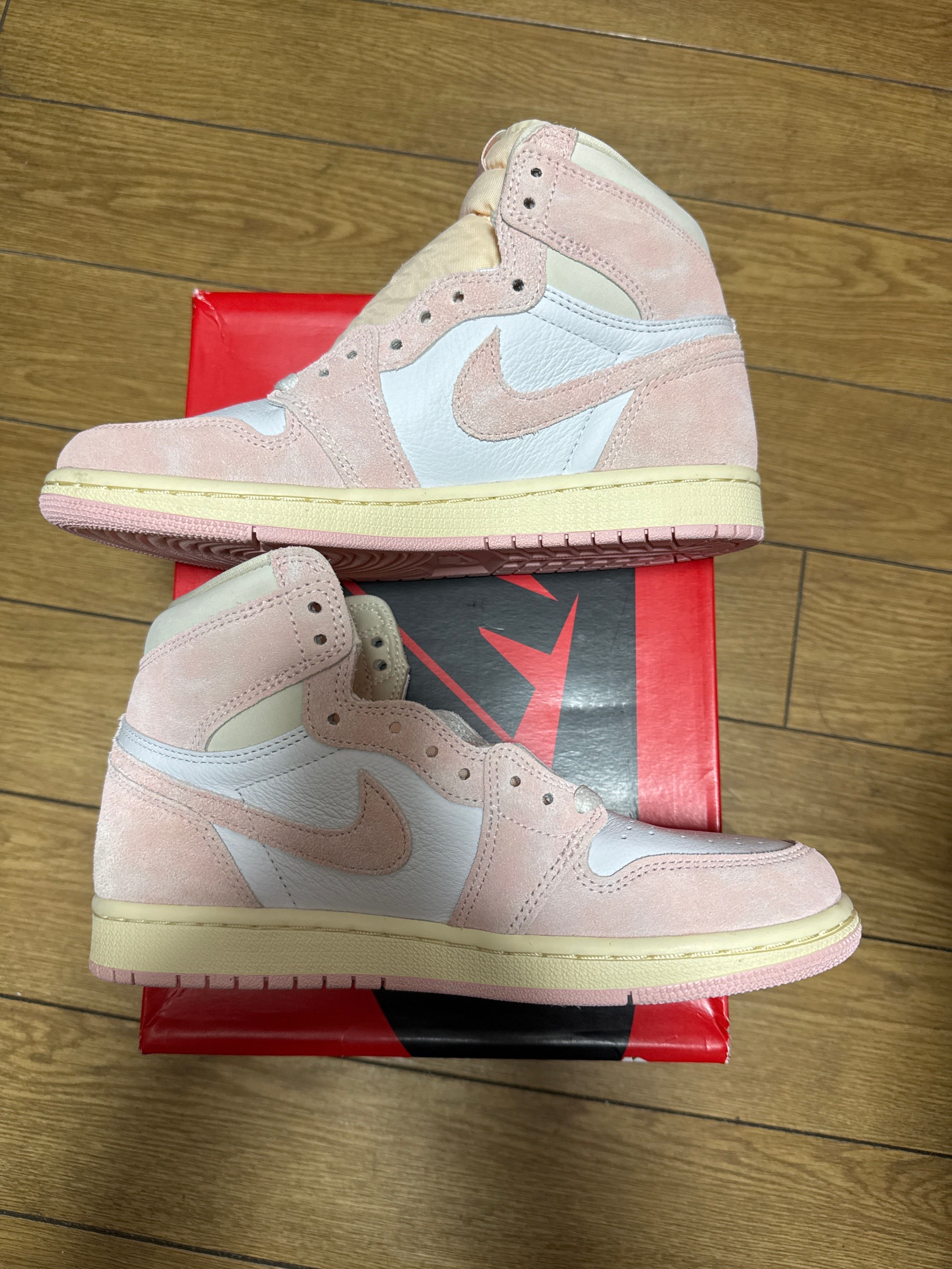 Nike Women's Air Jordan 1 Retro High OG "Washed Pink"