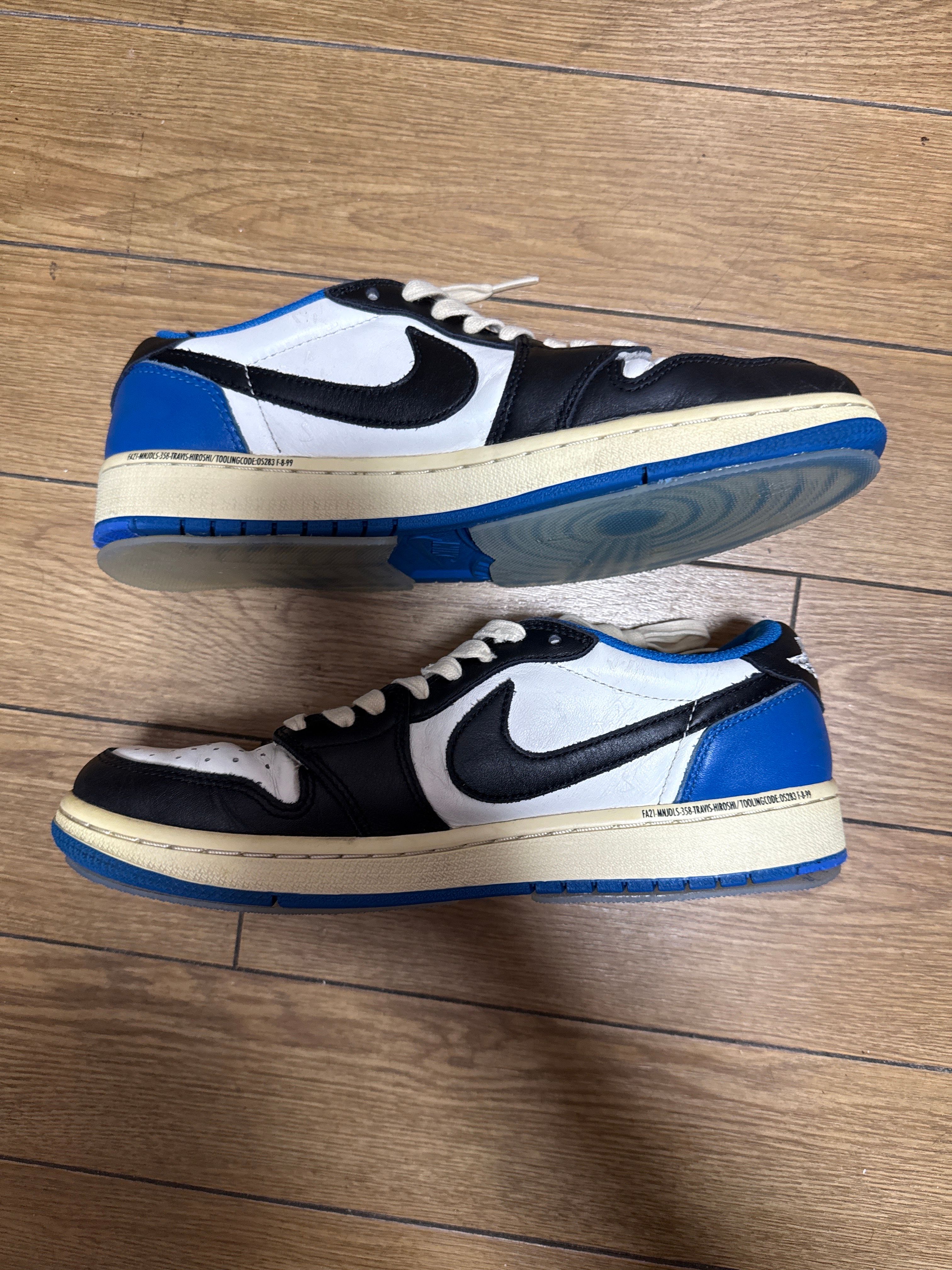 Travis Scott × fragment design × Nike Air Jordan 1 Low OG SP "Military Blue"