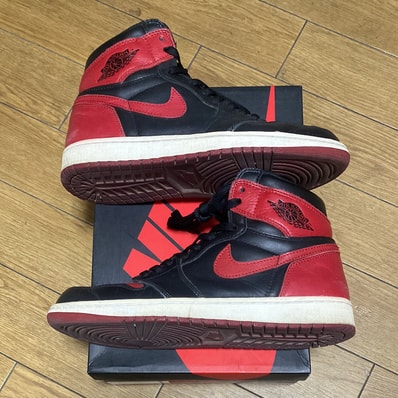 Nike Air Jordan 1 Retro High OG "Bred/Banned"