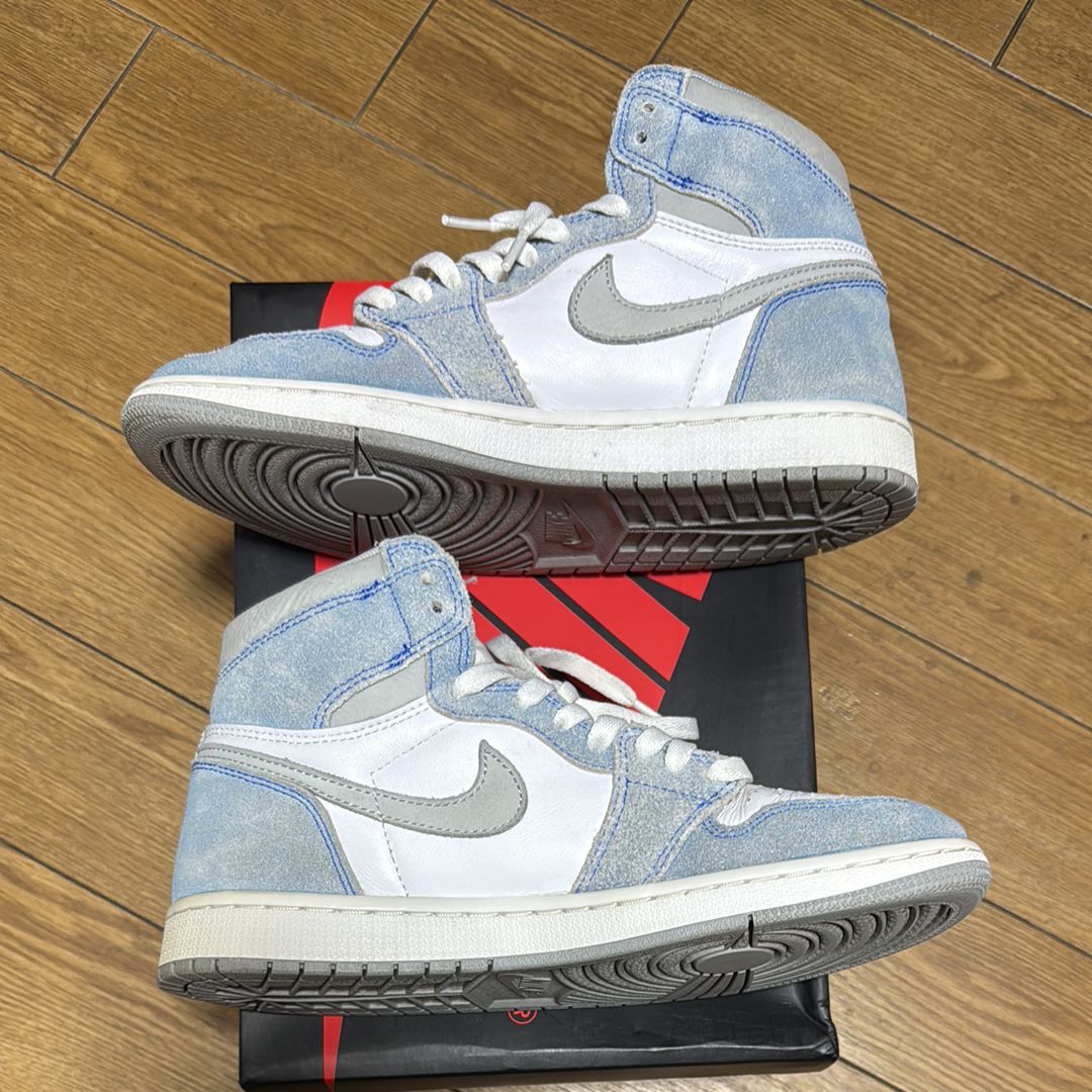 Nike Air Jordan 1 High OG "Hyper Royal"