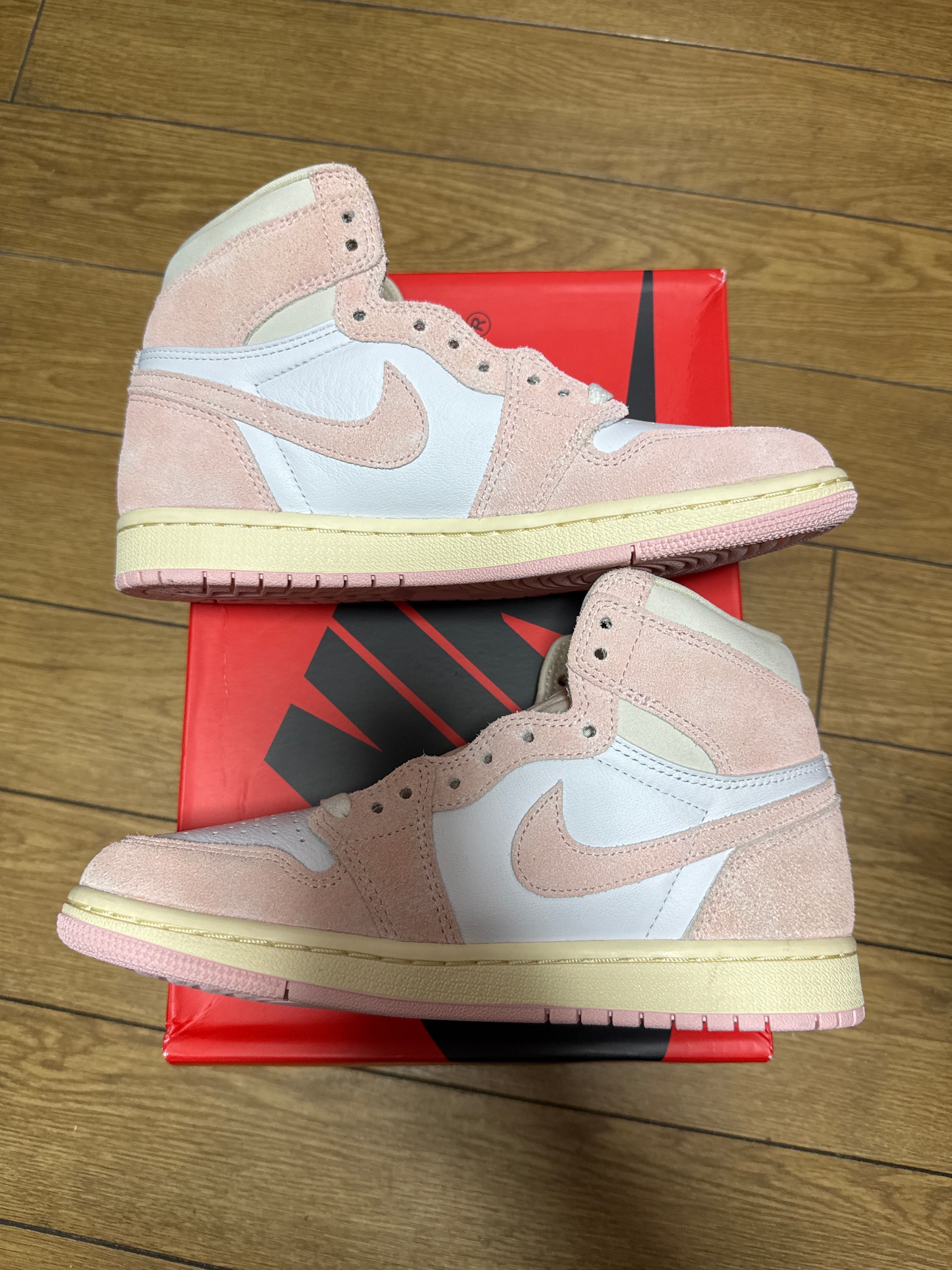 Nike Women's Air Jordan 1 Retro High OG "Washed Pink"