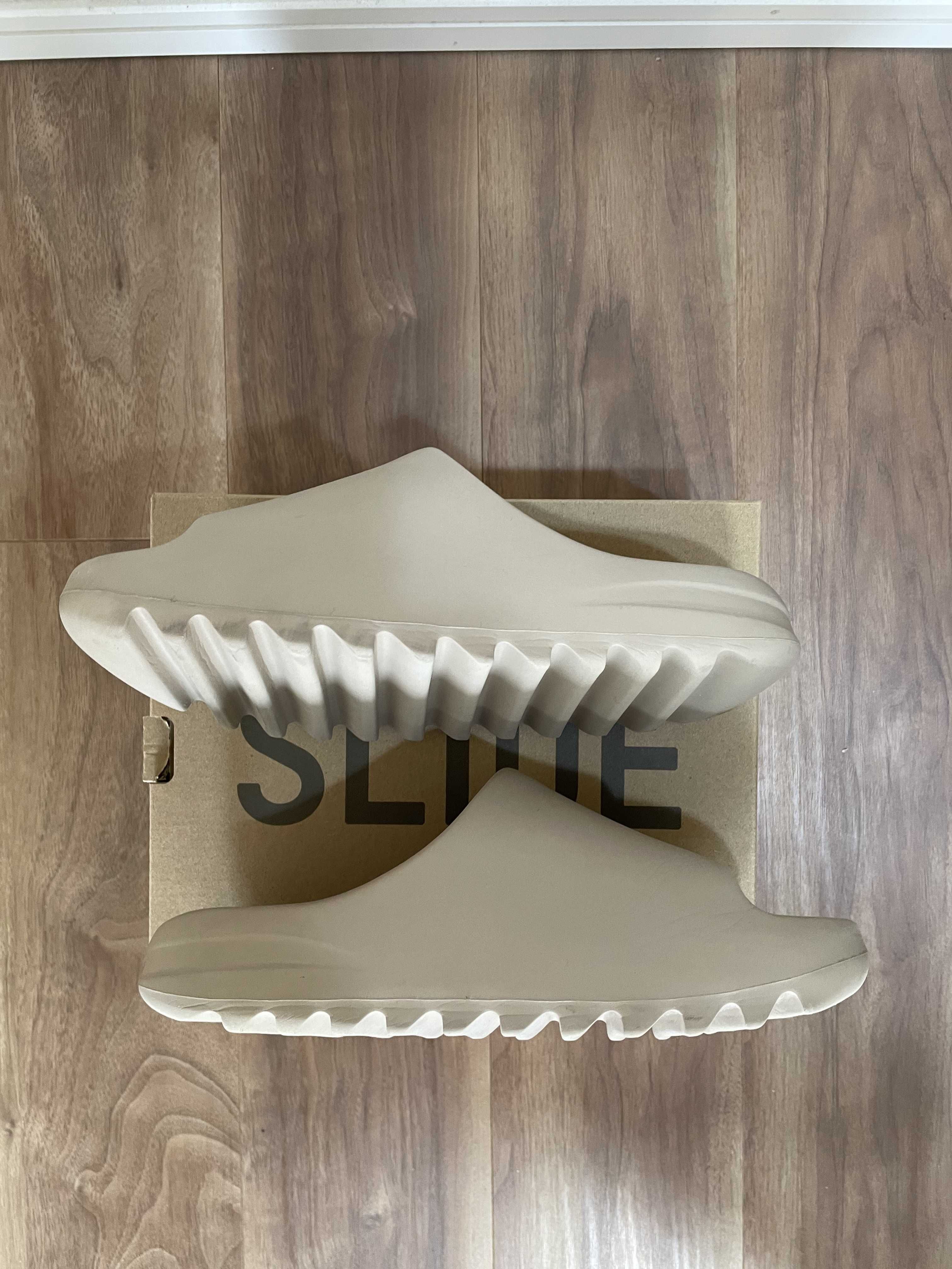 adidas YEEZY Slide "Pure" (GZ5554)