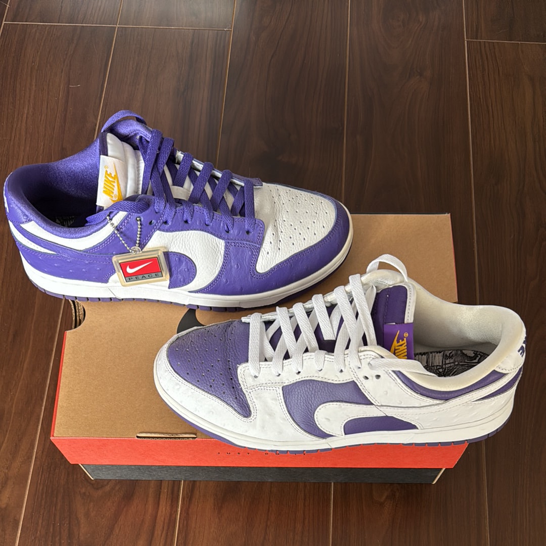 Nike Women's Dunk Low "Made You Look"