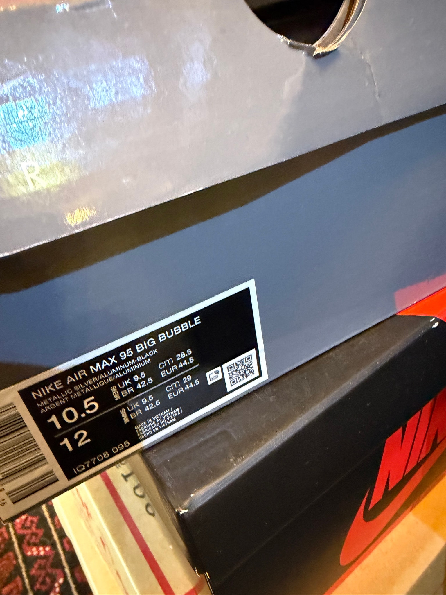 Palace Skateboards × Nike Air Max 95 Big Bubble "Metallic Silver/Aluminum"