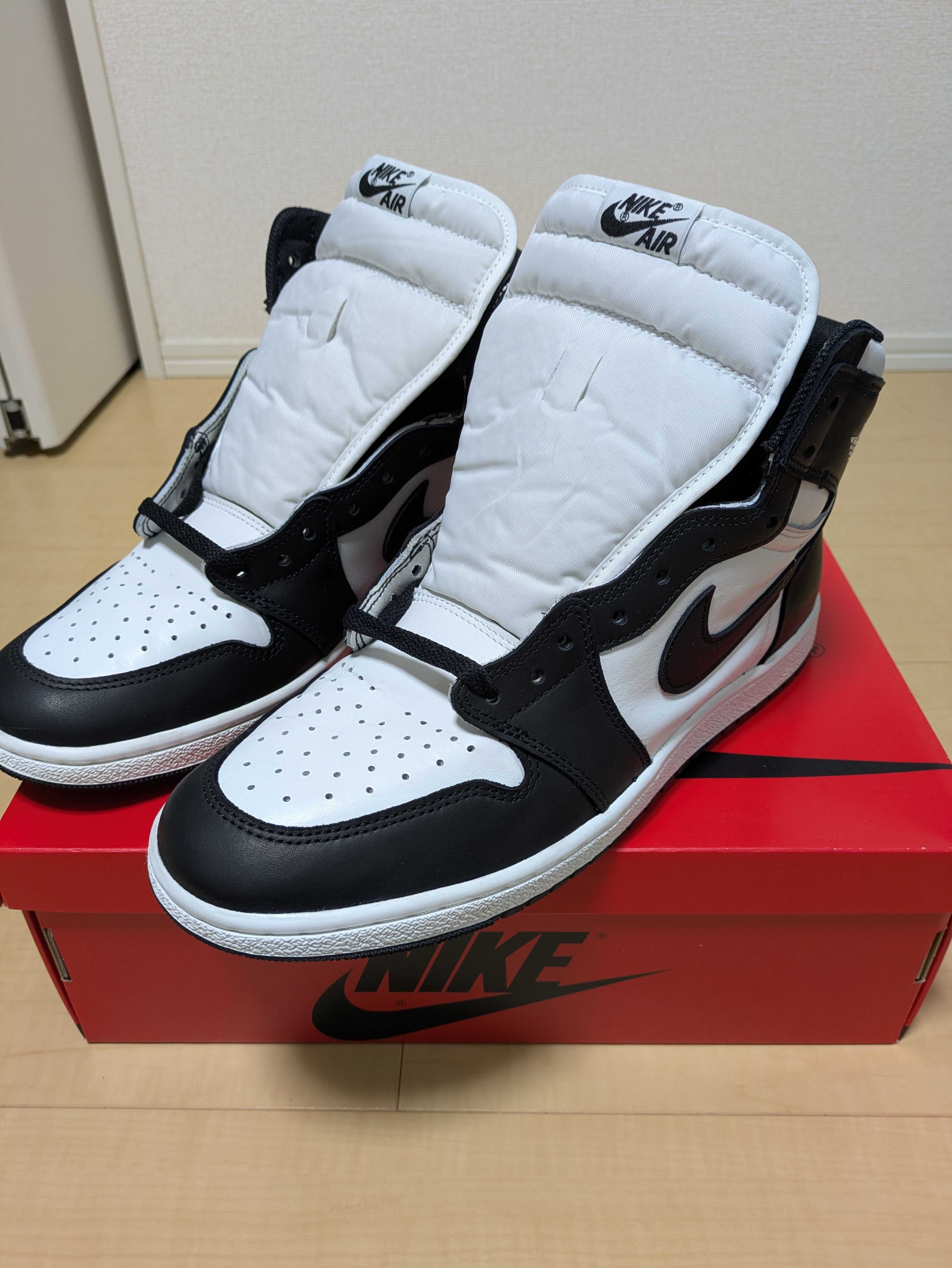 Nike Air Jordan 1 High '85 "Black/White"