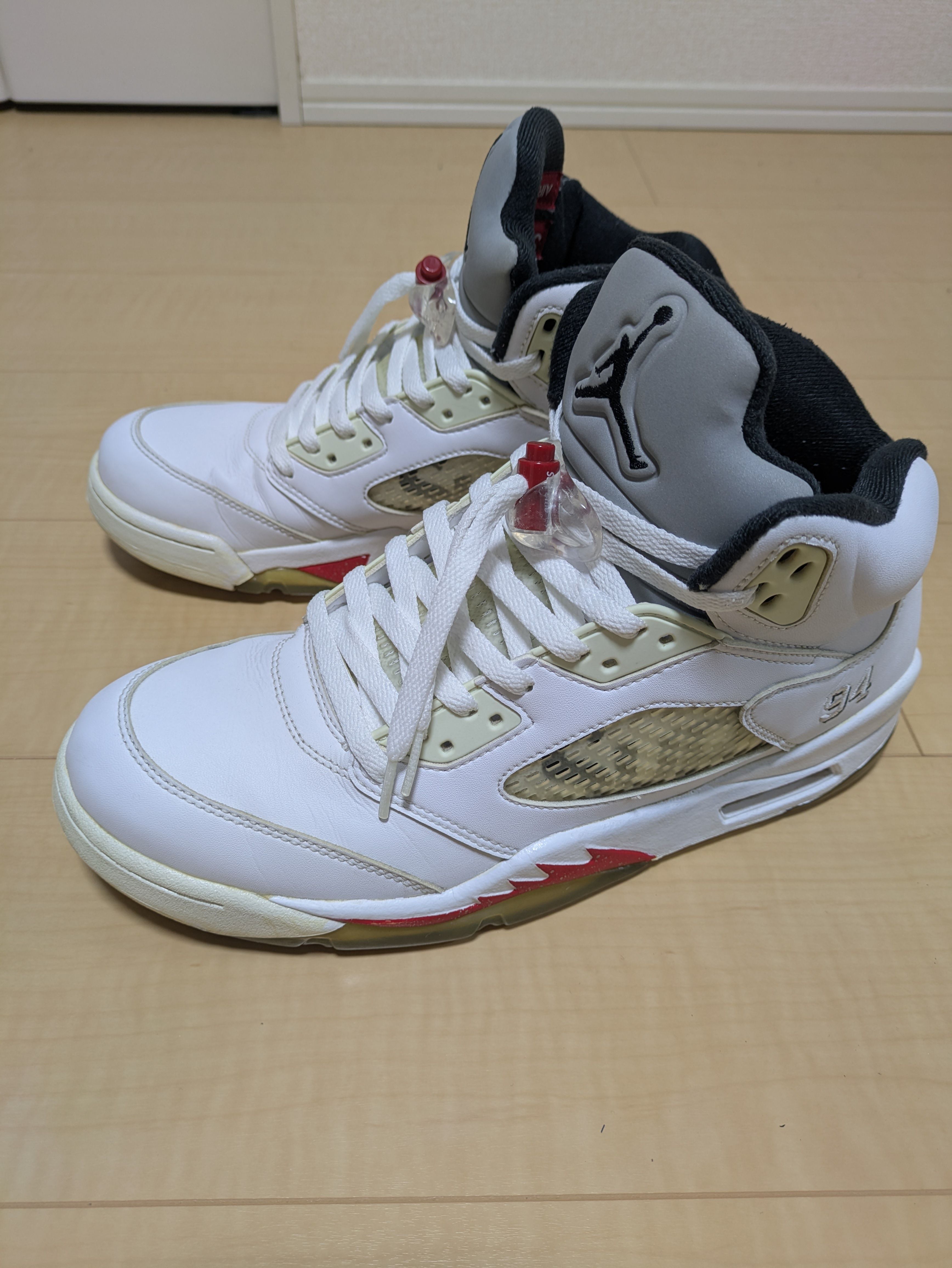 Supreme × Nike Air Jordan 5 Retro "White"