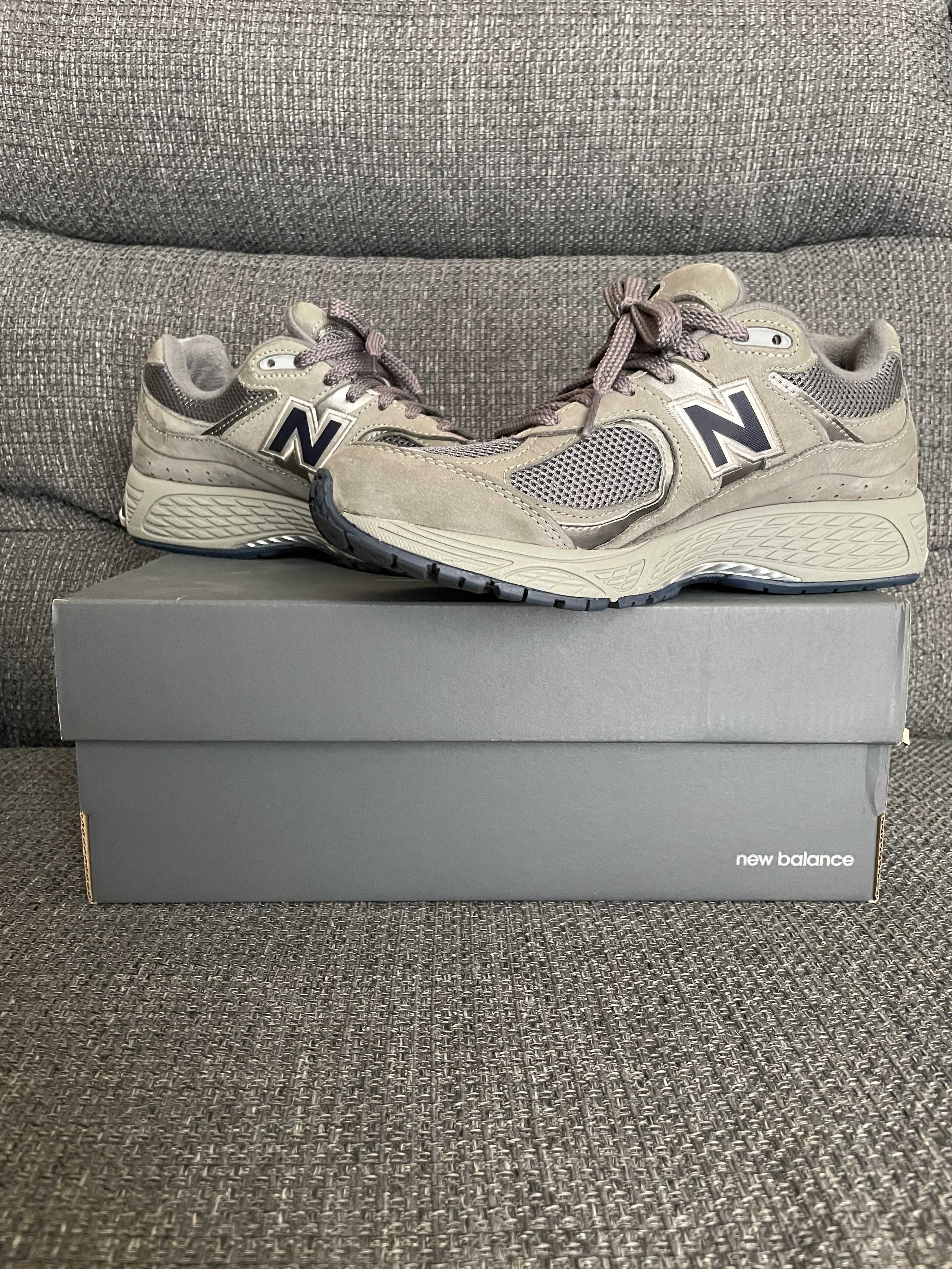 New Balance 2002R "Gray"