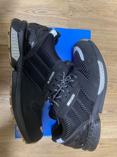 UNDEFEATED × NEIGHBORHOOD × adidas ZX 8000 "BLACK"