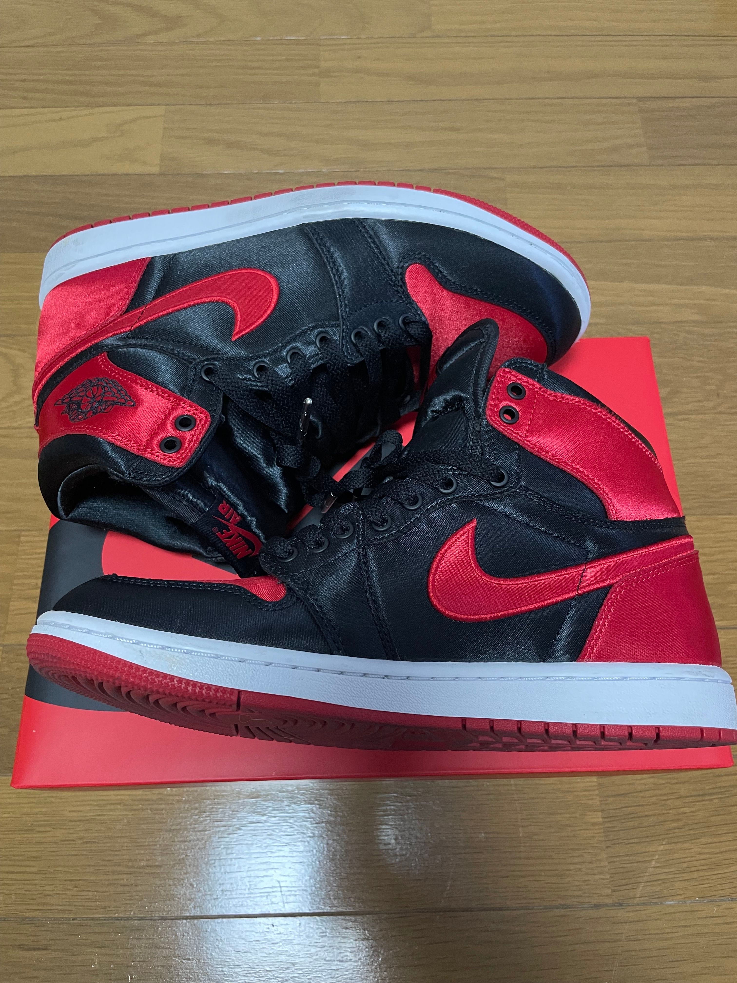 Nike Women's Air Jordan 1 Retro High OG "Satin Bred"