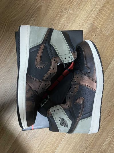 Nike Air Jordan 1 High OG "Rust Shadow"