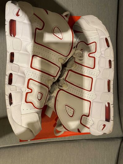 NIKE AIR MORE UPTEMPO "WHITE/VARSITY RED" (2021)