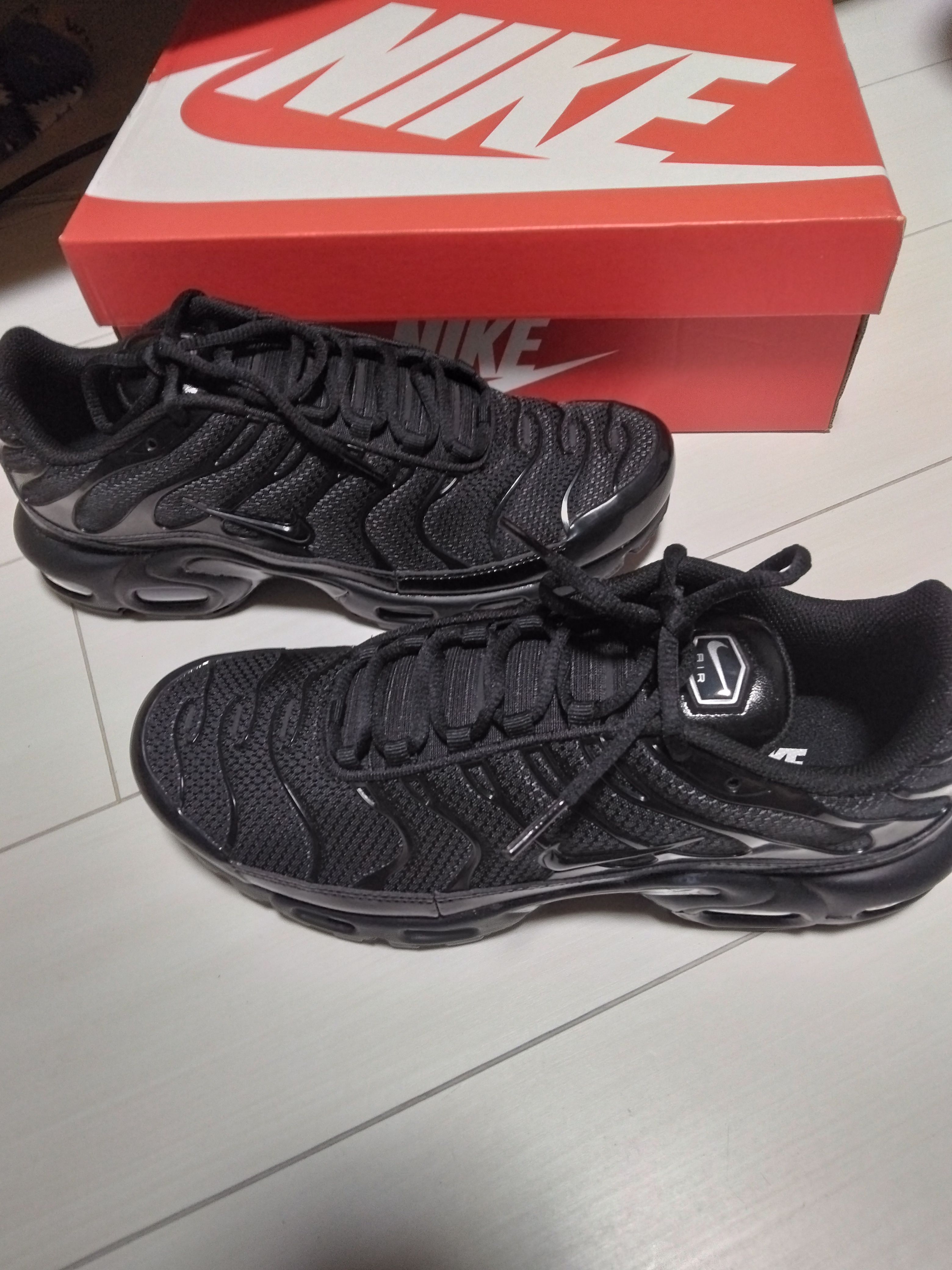 Nike Air Max Plus "Triple Black"